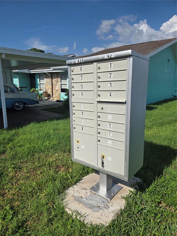 Building Photo - 6425 Drexel Dr