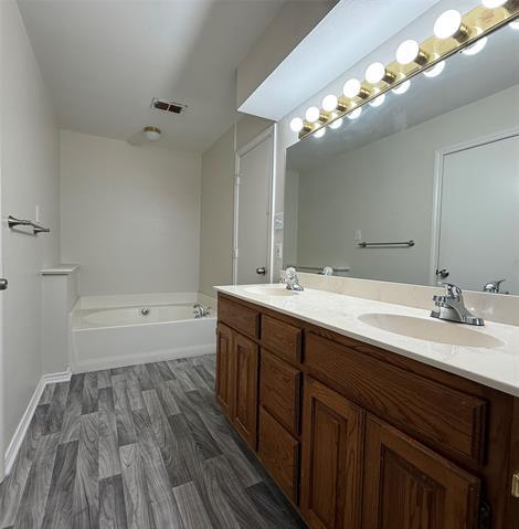 Building Photo - 313 Pear Tree Pl