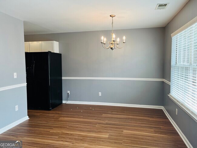 Building Photo - 3156 Parc Ct SW