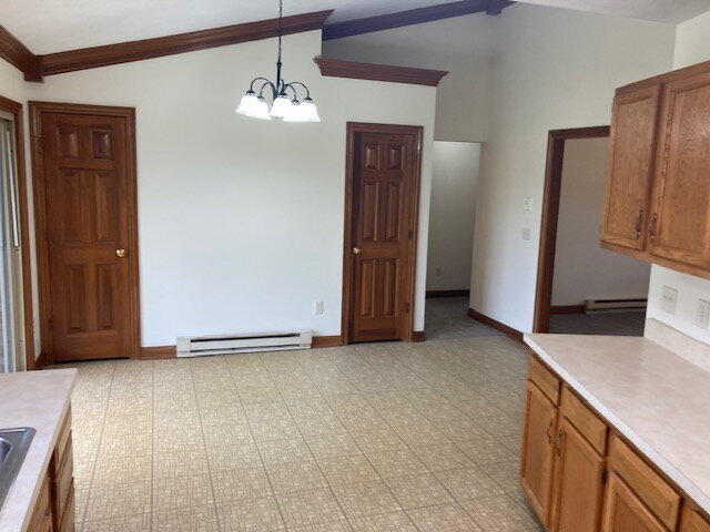 Building Photo - 2 Bedroom with Garage.