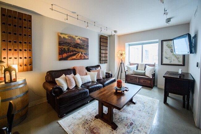Building Photo - Authentically Cool Downtown Austin Condo | Walk Everywhere | Fully Furnished