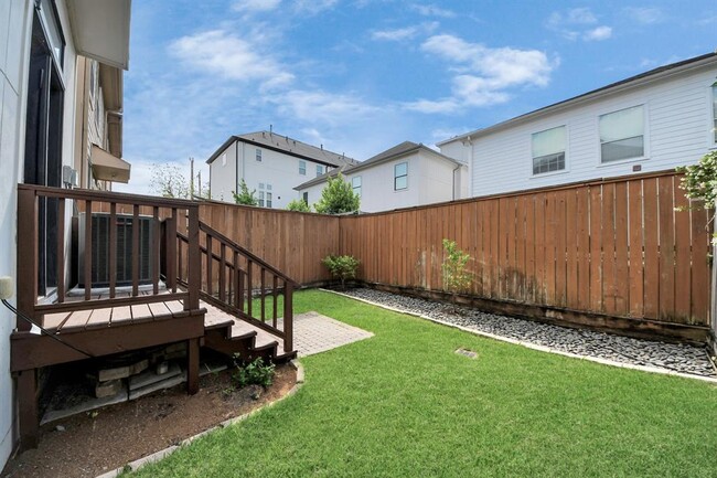 Building Photo - 5809 Kiam St