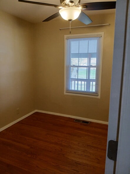 Building Photo - 2472 Beech St