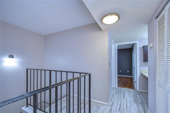 Building Photo - 14416 Reuter Strasse Cir