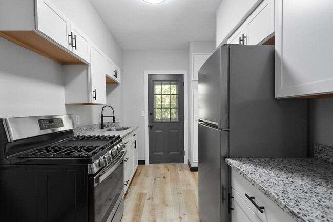 Primary Photo - MOVE-IN SPECIAL! $200 OFF 1ST MONTH RENT T...
