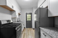 Building Photo - Stunning 3 bedroom home in Carrick availab...