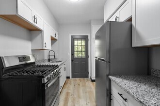 Building Photo - Stunning 3 bedroom home in Carrick availab...