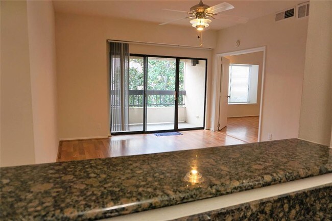 Building Photo - 2207 S Braeswood Blvd