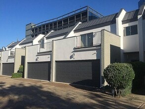 Building Photo - 1300 Augusta Dr