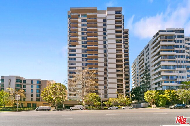 Building Photo - 10445 Wilshire Blvd