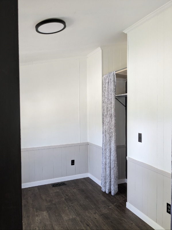 Building Photo - 101 W Skyway Dr