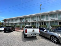 Building Photo - 300 74th St