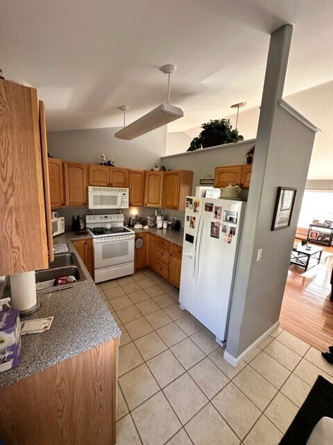 KITCHEN 3 - 224 Husson Ave