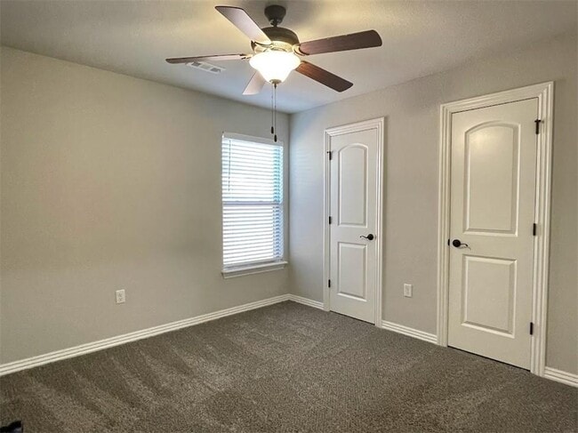 Building Photo - 4311 W Barhem Dr
