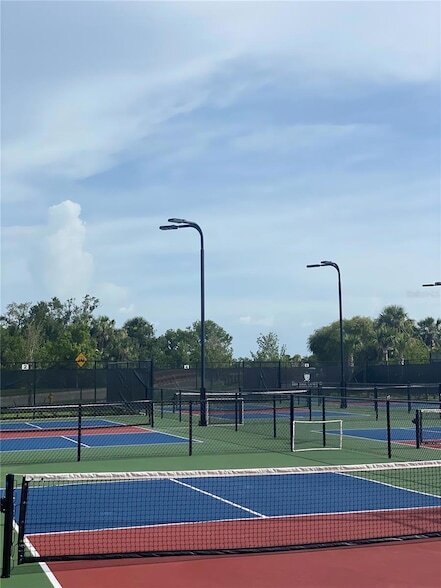 Building Photo - 14041 Heritage Landing Blvd