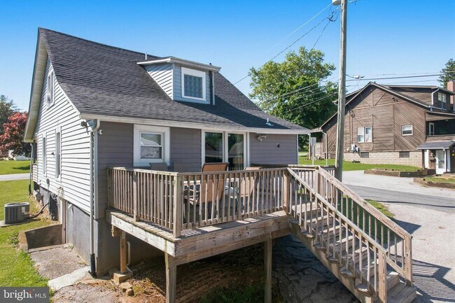 Building Photo - 3700 Old Milford Mill Rd