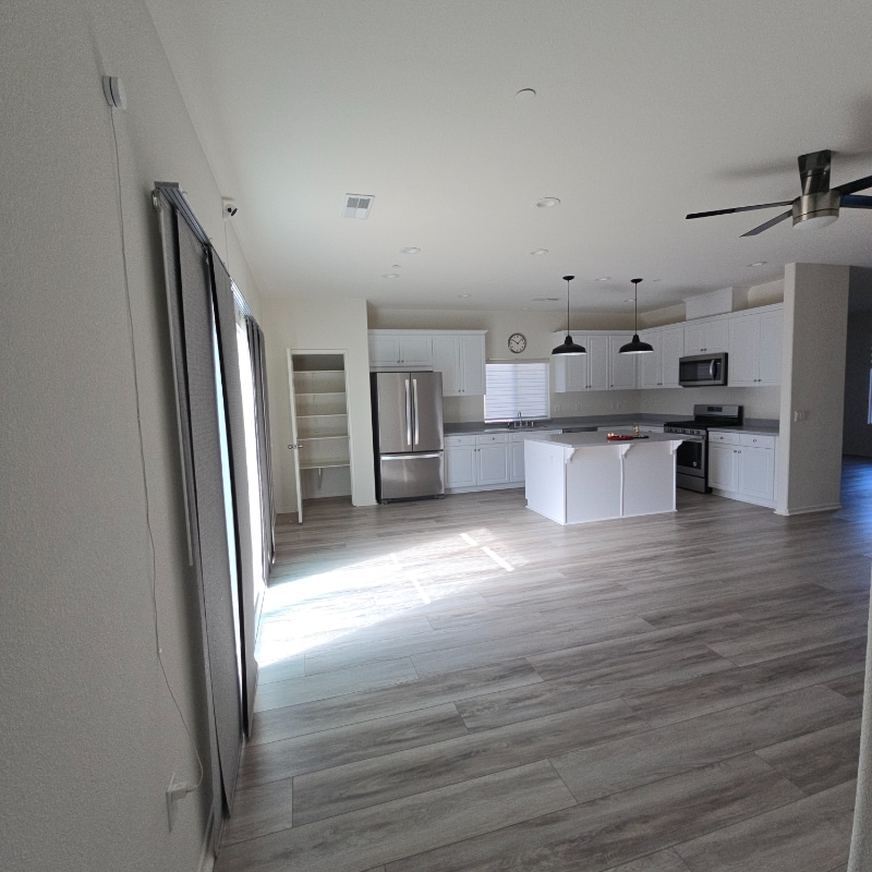 Building Photo - 631 Las Villas St