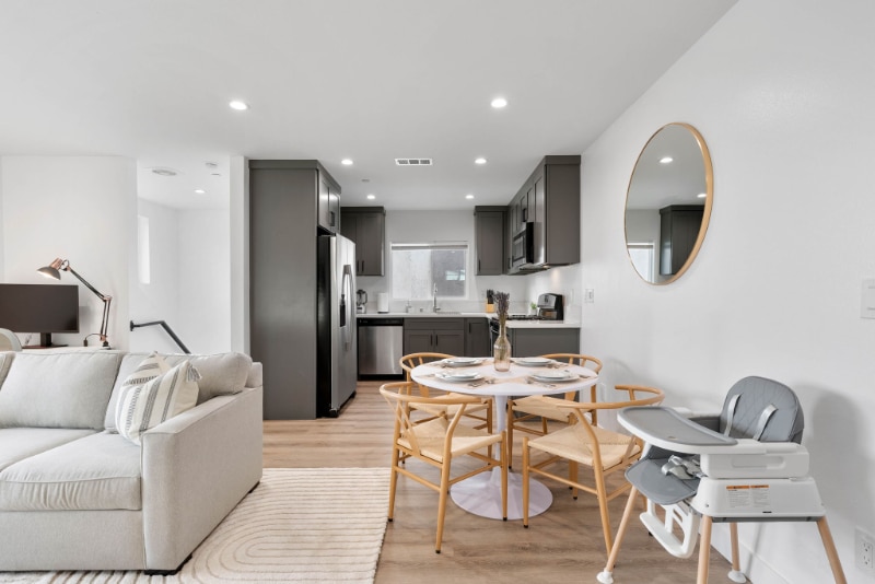 Building Photo - 1427 254th St