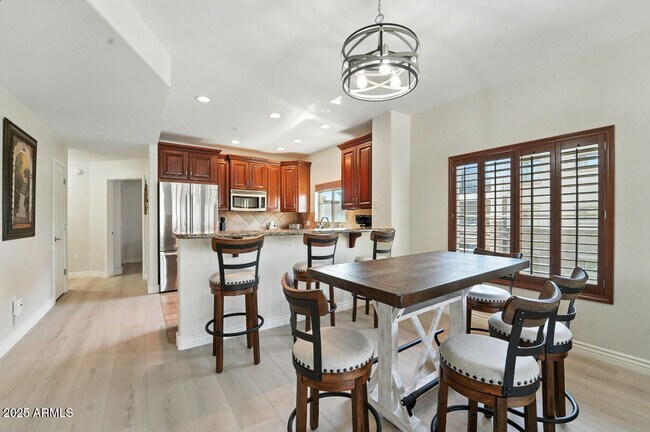 Building Photo - 5350 E Deer Valley Dr