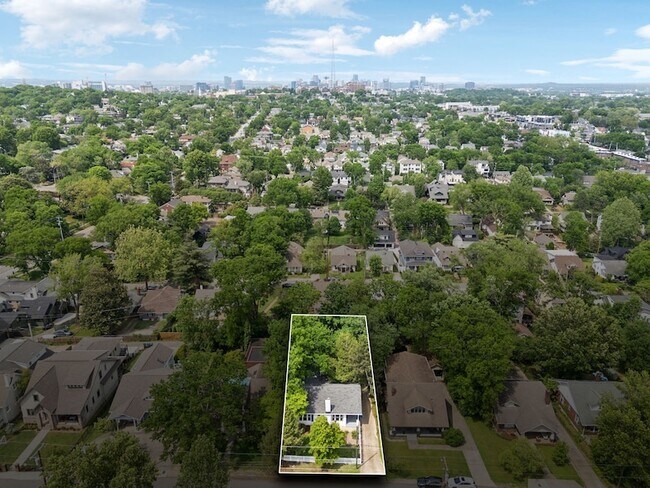 Building Photo - 1508 Clayton Ave