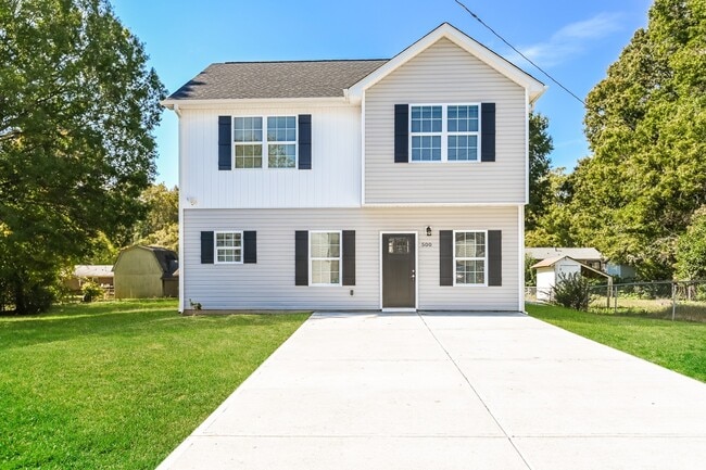 Building Photo - 7117 Plott Rd