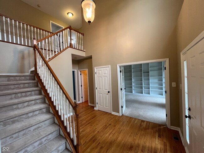 Building Photo - 11451 Sutton Pl Dr E