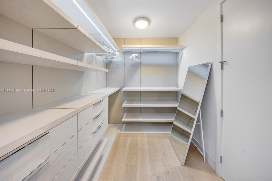 Building Photo - 10201 Collins Ave