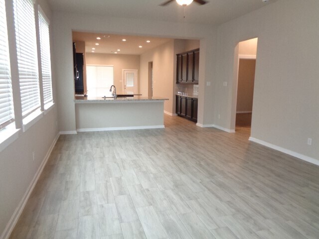 Building Photo - 27029 Sofia Forest Dr