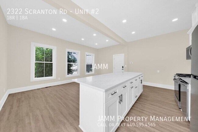 Building Photo - 2322 Scranton Rd