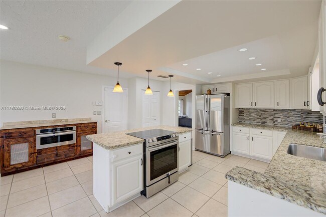 Building Photo - 1300 NW 122nd Ave