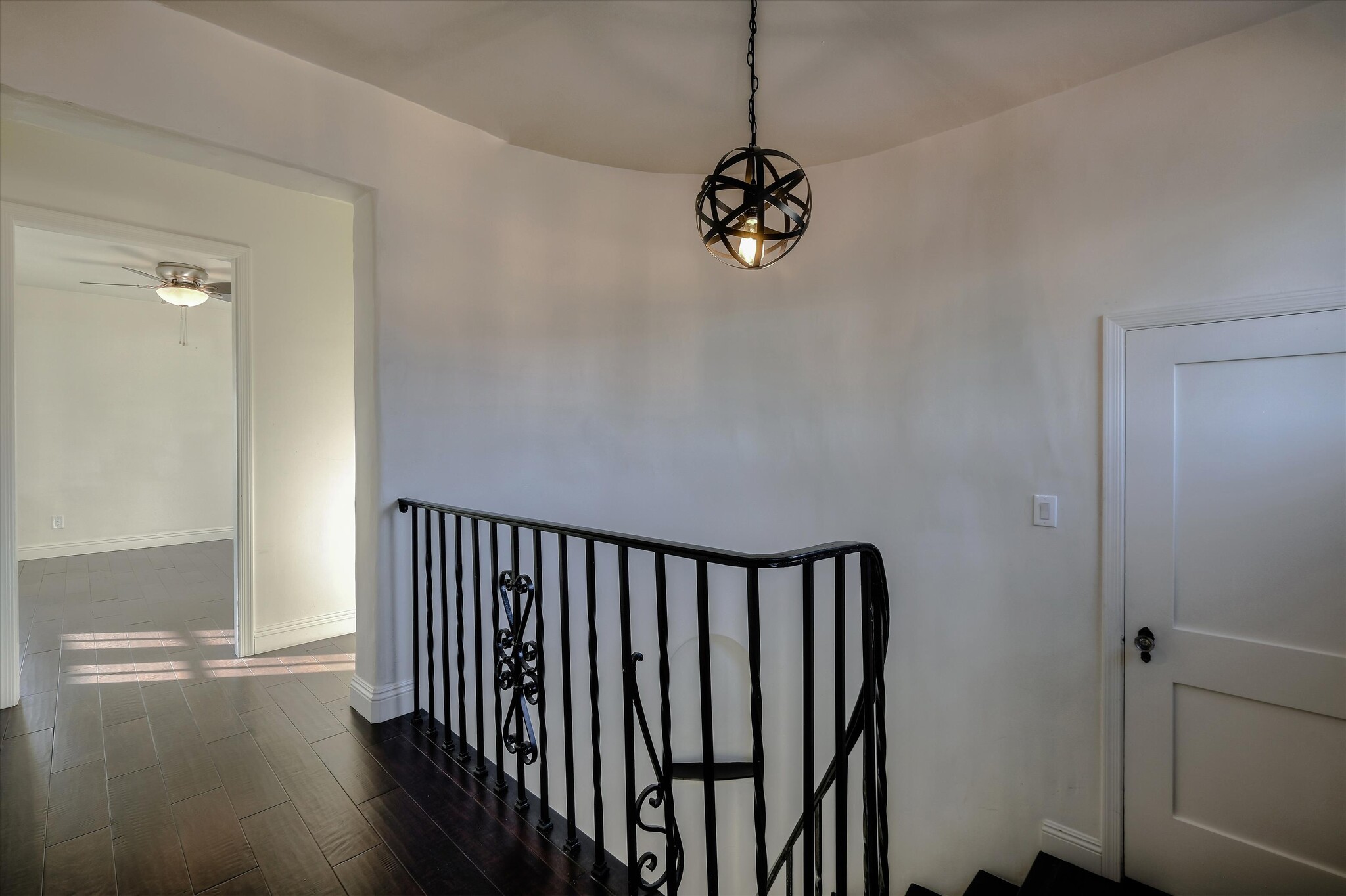 Building Photo - 366 S Crescent Heights Blvd