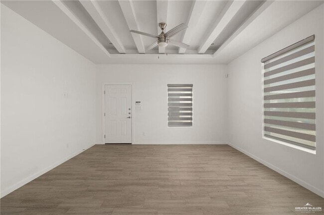 Building Photo - 10 E Campeche St