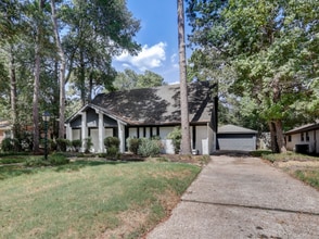 Building Photo - 1951 Round Spring Dr