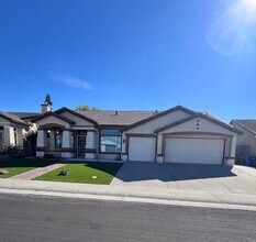 Building Photo - BEAUTIFUL 4-BEDROOM HOME IN ELK GROVE!!