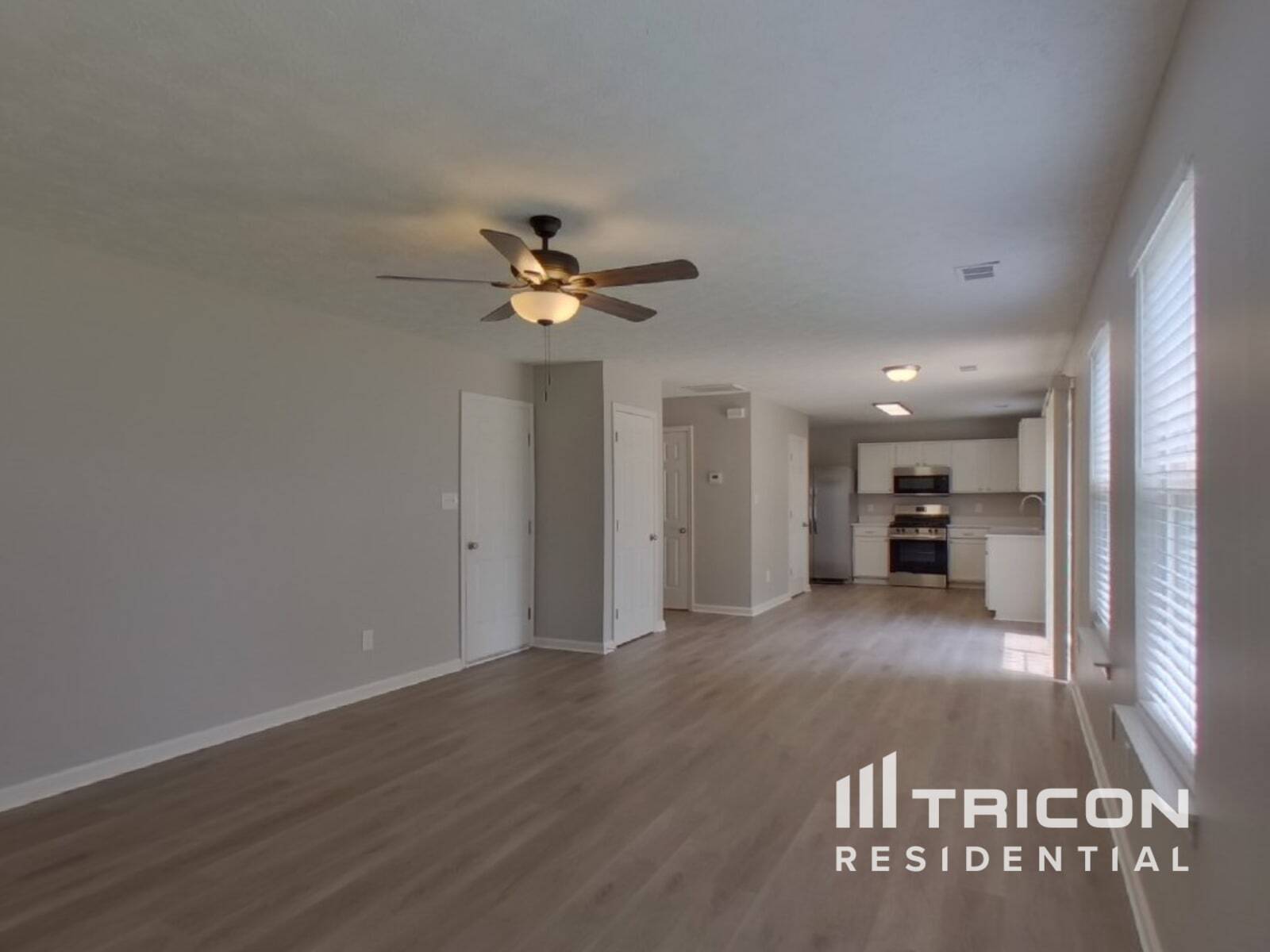 Building Photo - 9720 Avensong Crossing Dr