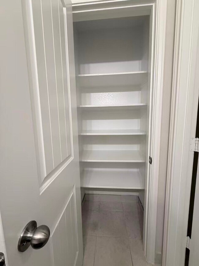 Building Photo - 24323 Marcello Lakes Dr