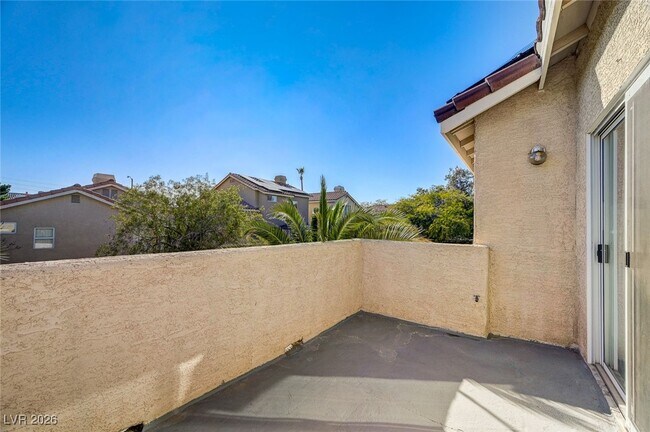 Building Photo - 2403 Rue De Versailles