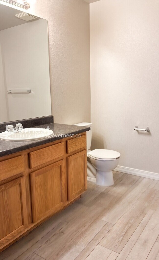 Building Photo - 3 Bed & 2 Bath Condo in Fort Collins / Coming Soon!