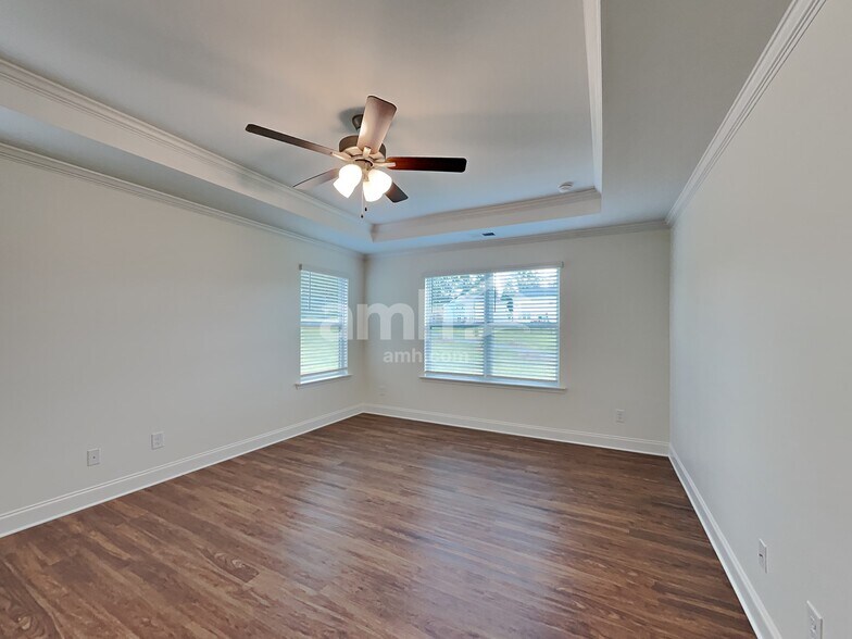 Building Photo - 109 Twin River Dr