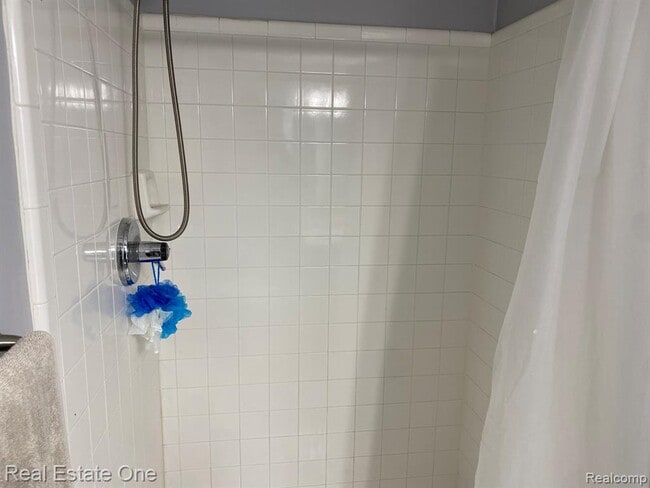 Building Photo - 28772 Wales Dr