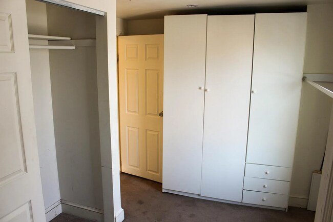 Building Photo - Charming 4BD/3BA | West Chester Borough | Steps to Dining & Shopping