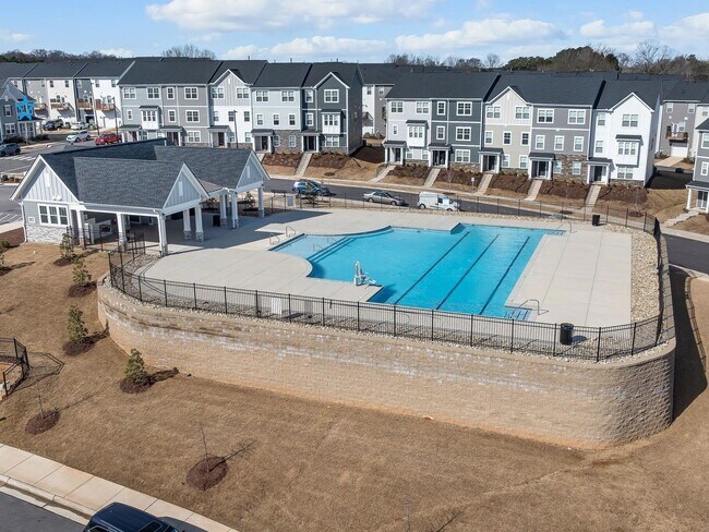 Building Photo - 785 Cormiche Ln