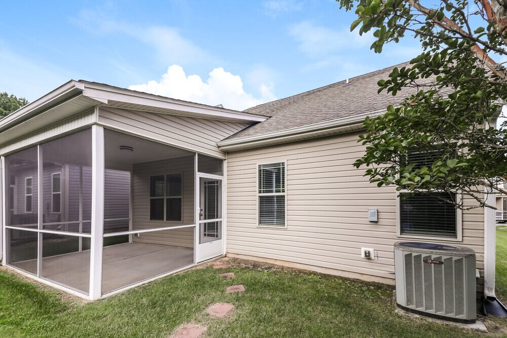Building Photo - 12 Wensley Ct