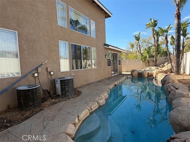 Building Photo - 1177 Acapulco Cir