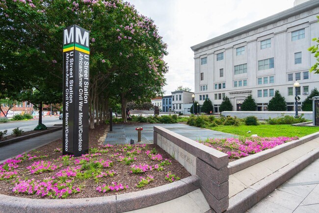 Building Photo - 1907 11th St NW