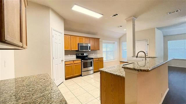 Building Photo - 8209 MacGregor Dr