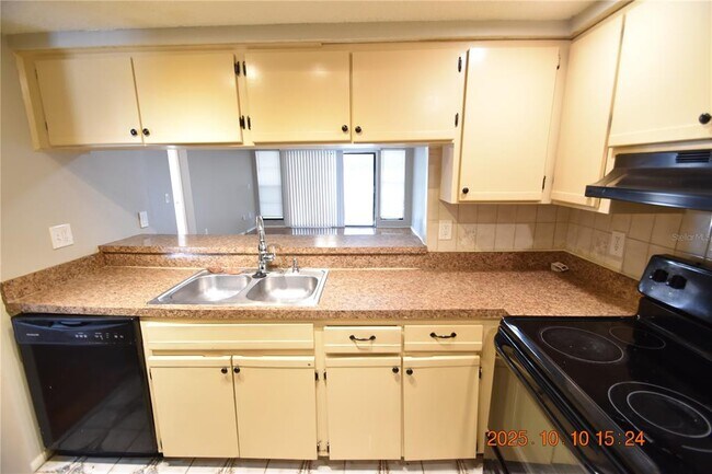Building Photo - 2509 E Stanley Matthew Cir