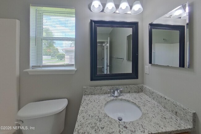 Building Photo - 6830 Shoreline Ln