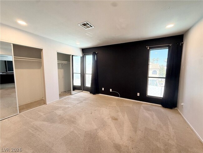 Building Photo - 2066 Waverly Cir