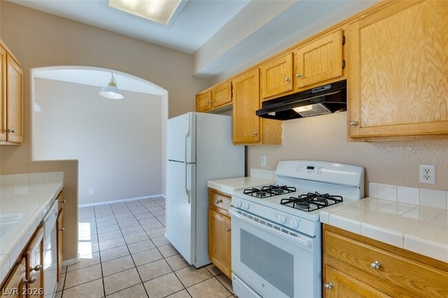 Building Photo - 1401 Sycamore Spring Ct